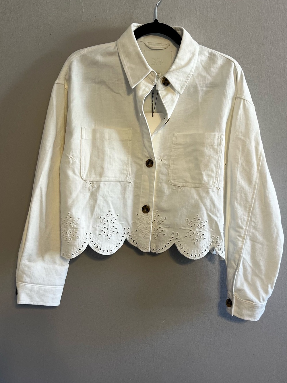 Zara White Eyelet Scallop Hem Jean Jacket | Women’s Small